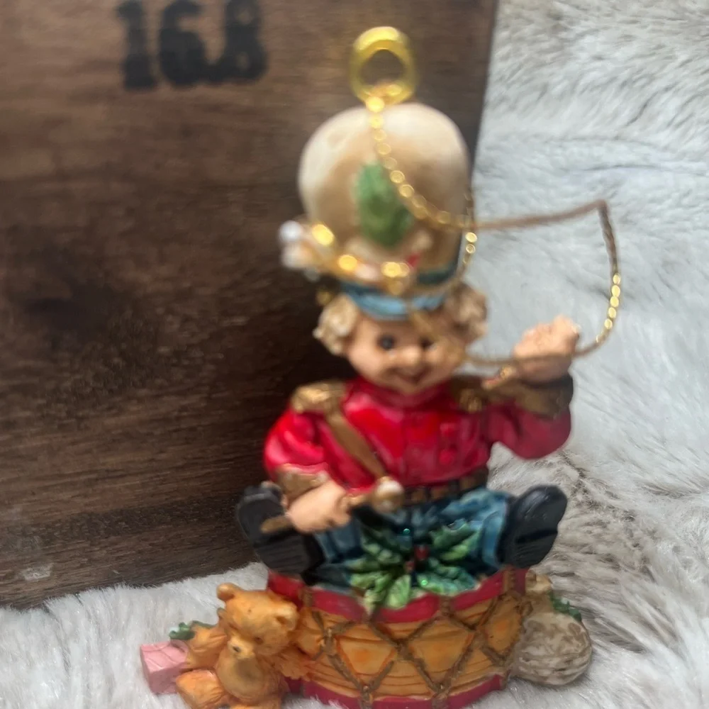 Vintage Toy Soldier Bear Ornament | Drum Base | Christmas Figurine Decor